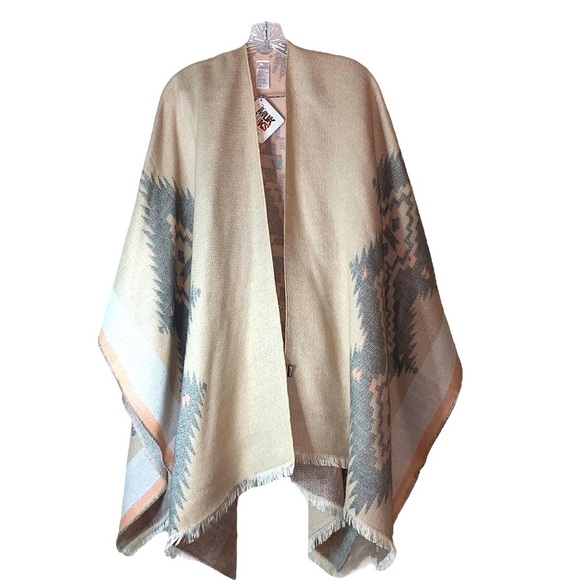 MUK LUKS PONCHO - Picture 2 of 6